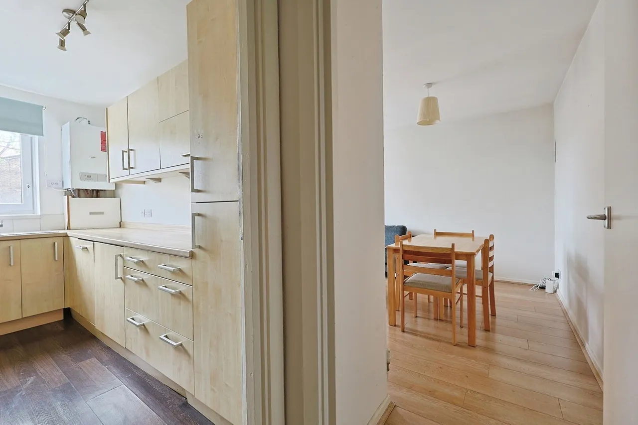 Lavender Hill, Battersea, London, SW11, photo 7