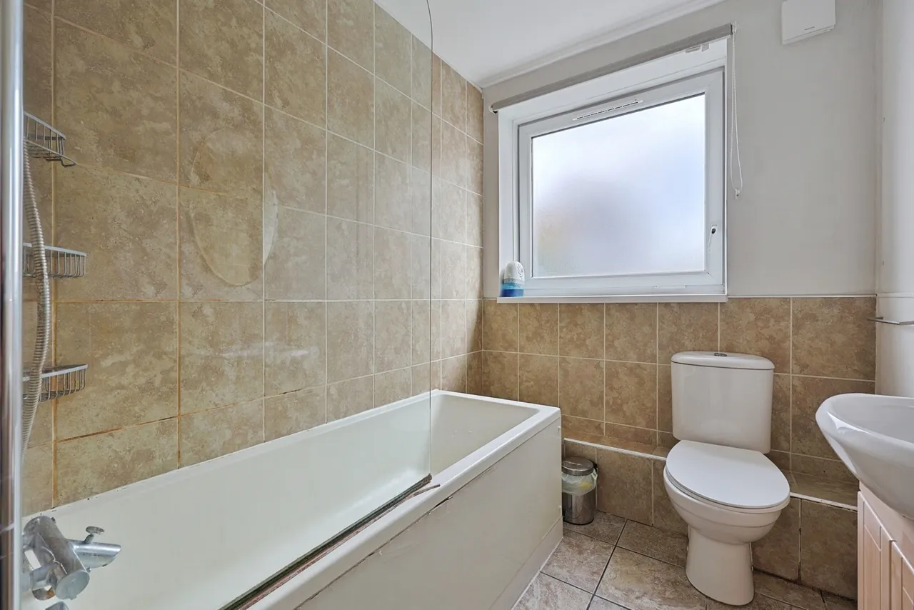Lavender Hill, Battersea, London, SW11, photo 15