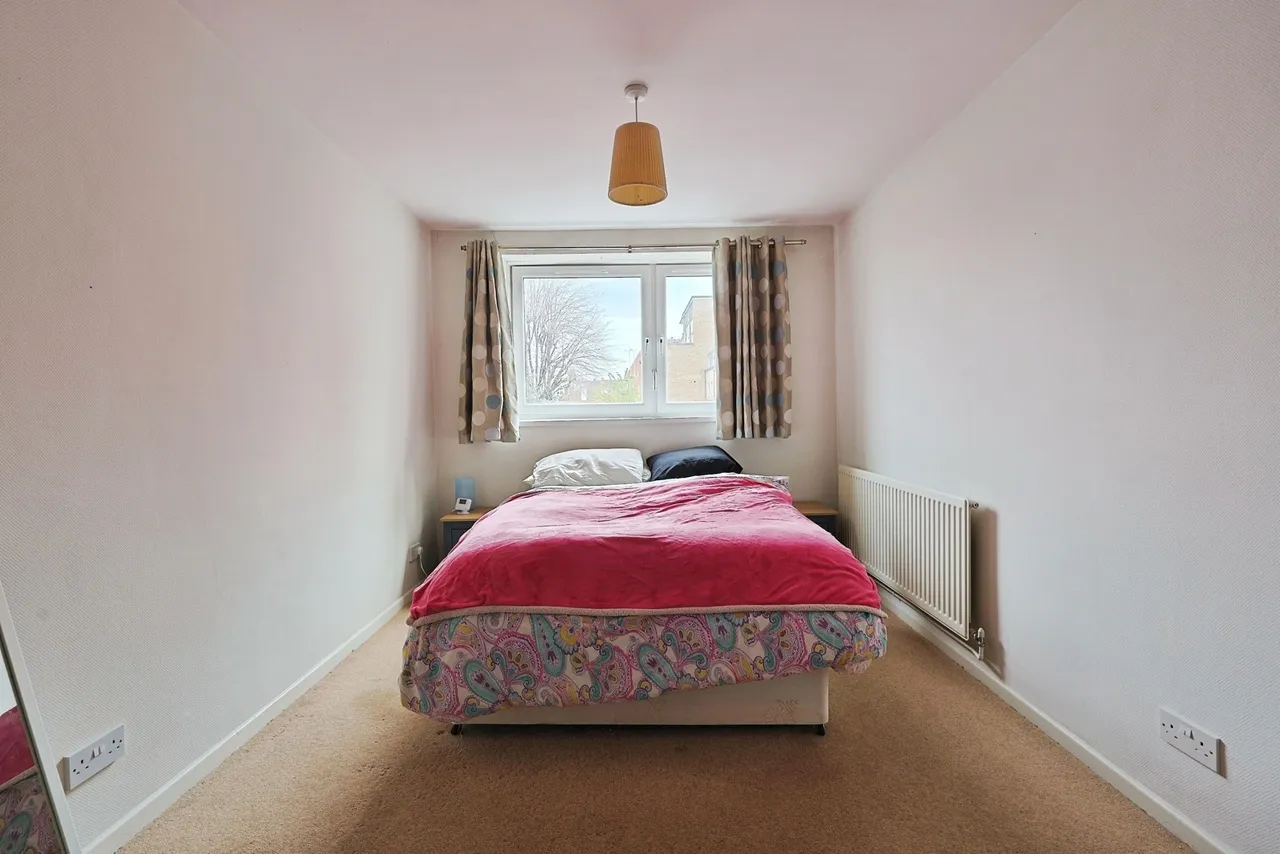 Lavender Hill, Battersea, London, SW11, photo 4