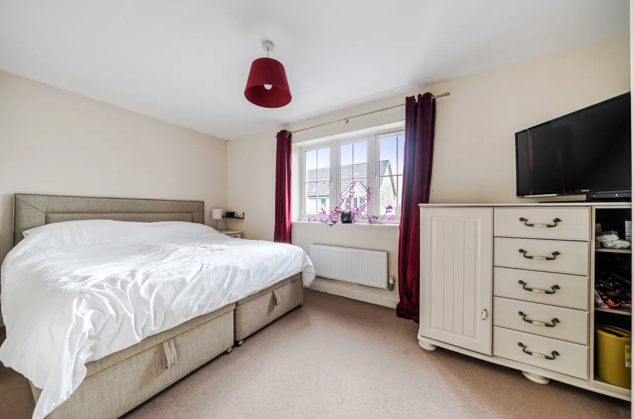 Bedford Drive, Fareham, PO14, photo 8