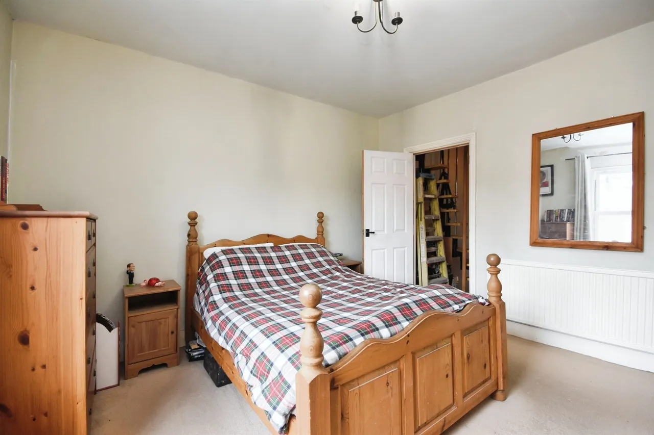 Chase Road, Brentwood, photo 10