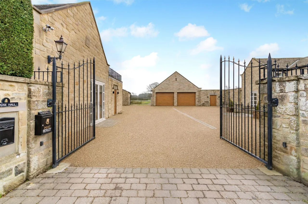 Brearton, Harrogate, North Yorkshire, HG3 3BX, photo 2