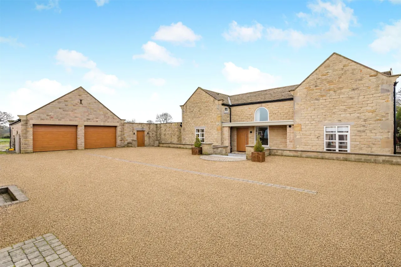 6 bed house for sale — Brearton, Harrogate, North Yorkshire, HG3 3BX