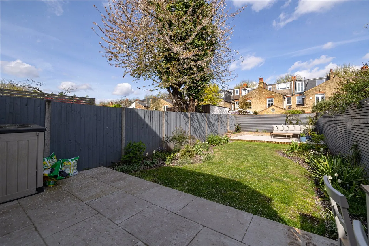 4 bed house to rent — Lysia Street, London, SW6