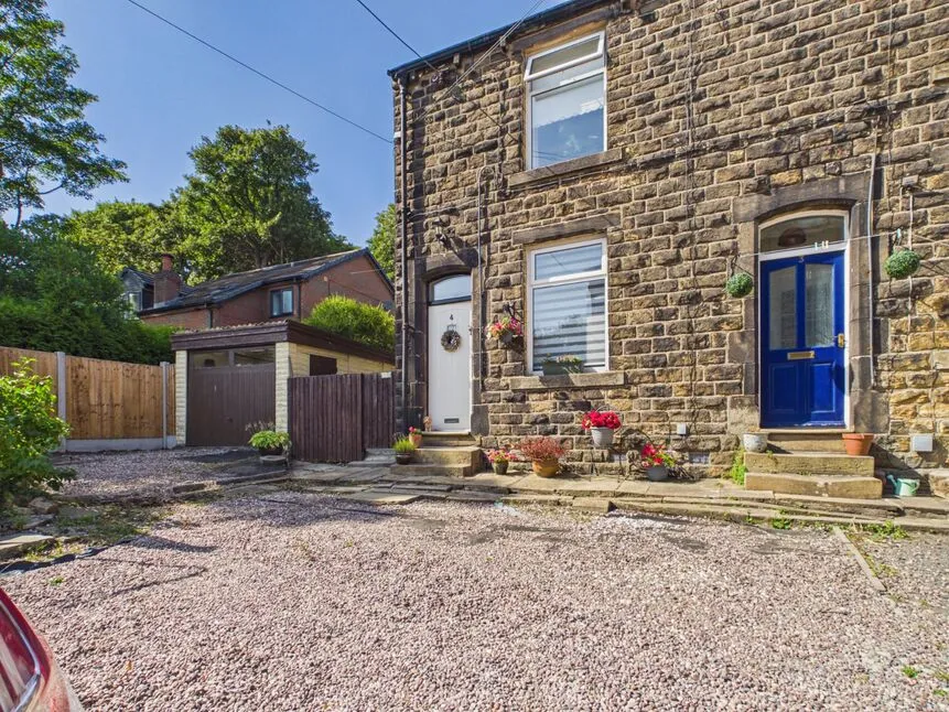 2 bed house for sale, Mossley Road, OL4