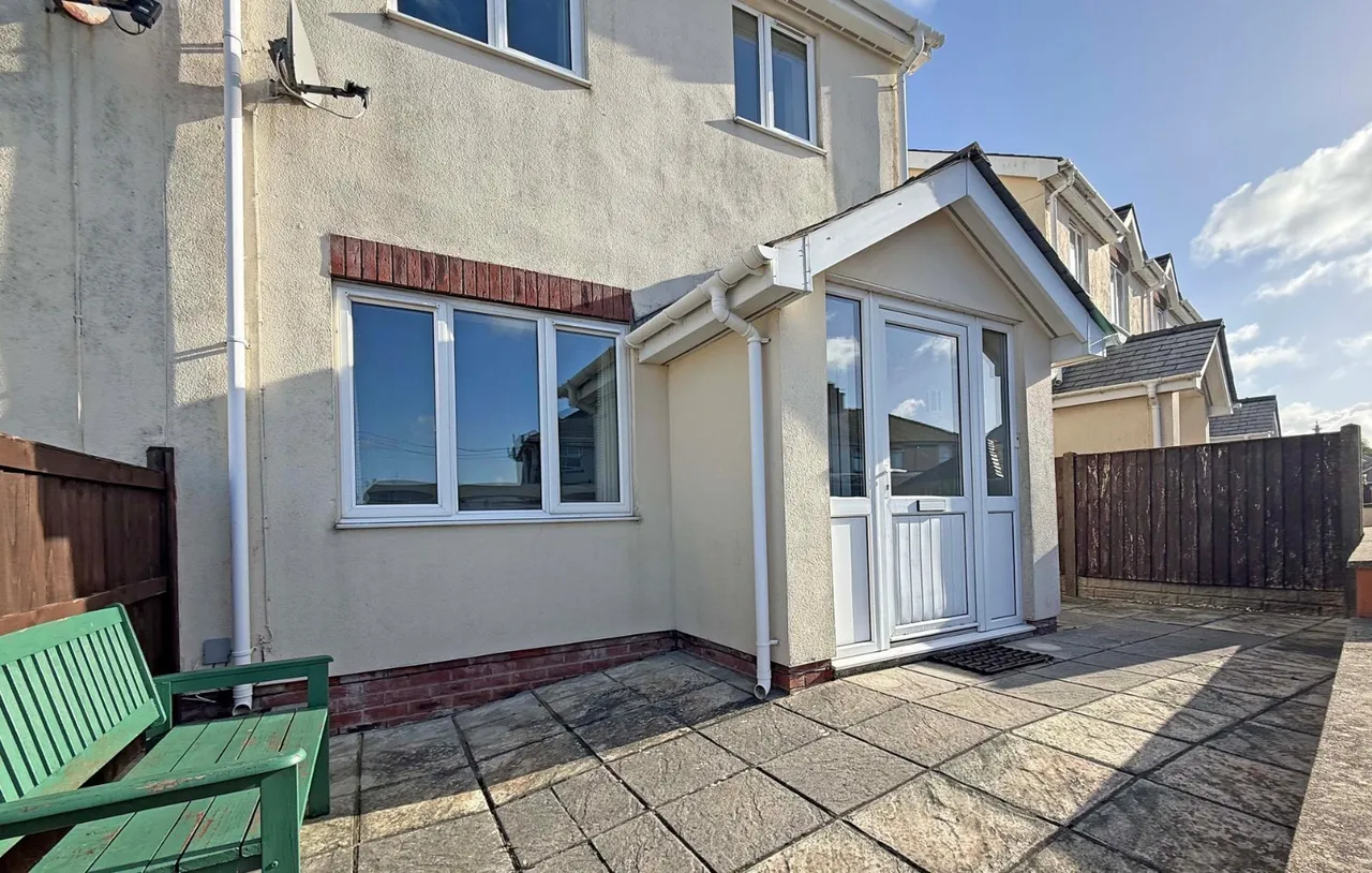 Ffordd Penmynydd, Llanfairpwll, photo 3