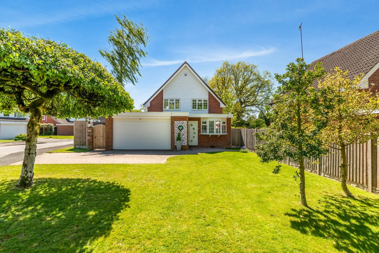 4 bed house for sale — Tysoe Close Ipsley, Redditch, B98 0TB
