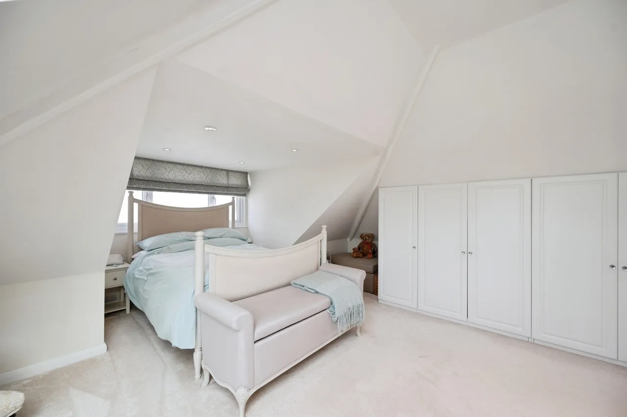 Yew Tree Road, Hayling Island, PO11, photo 12
