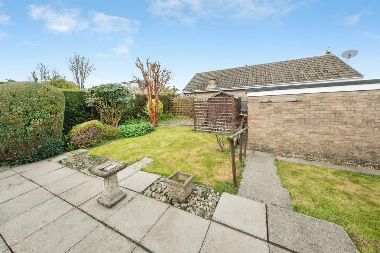 Mays Way, Potterspury, Towcester, Northamptonshire, NN12, photo 12