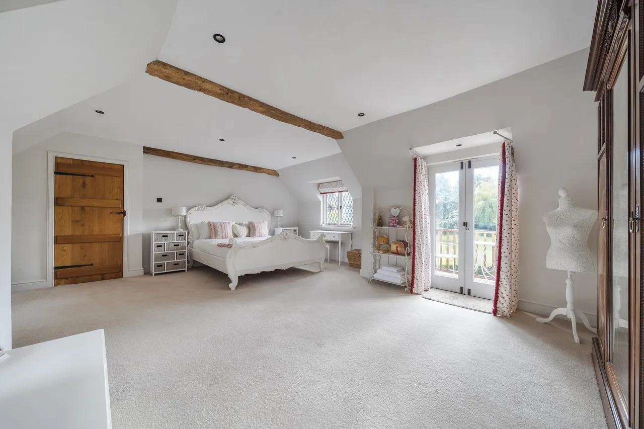Lovedean, Hampshire, photo 25