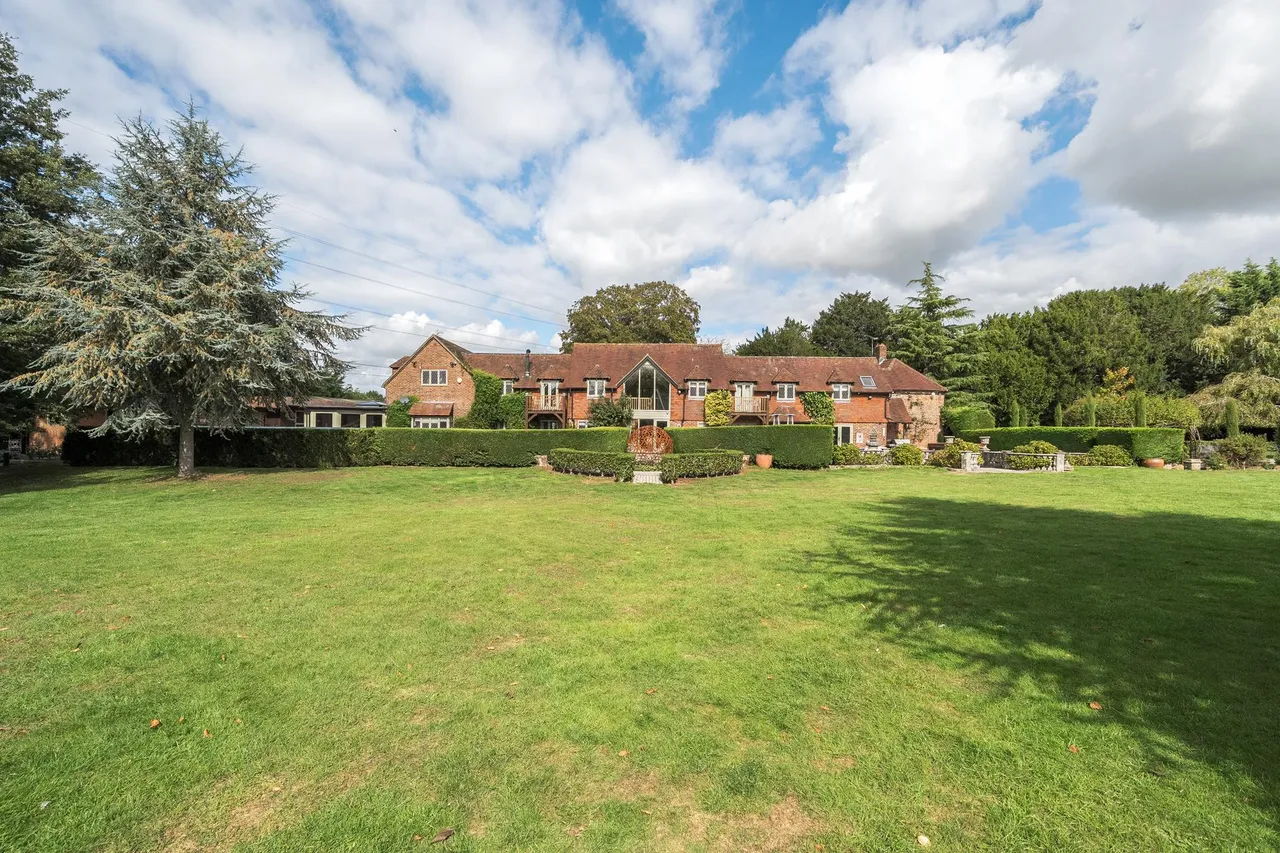 Lovedean, Hampshire, photo 24