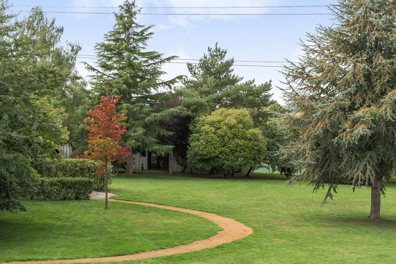 Lovedean, Hampshire, photo 12