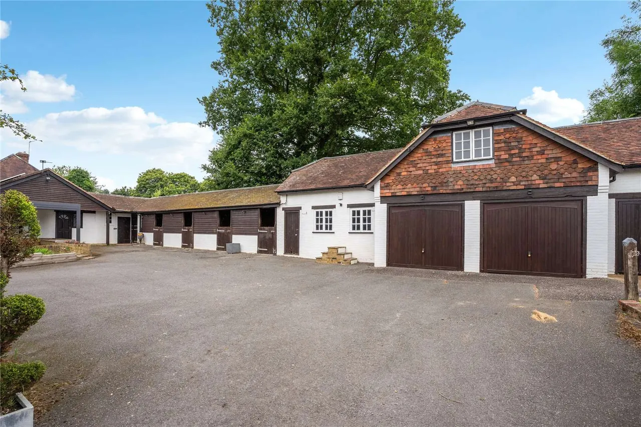 Woodrow, Amersham, Buckinghamshire, HP7 0QH, photo 3