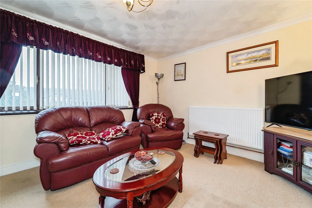 Grass Holm Close, Roch, SA62, photo 6