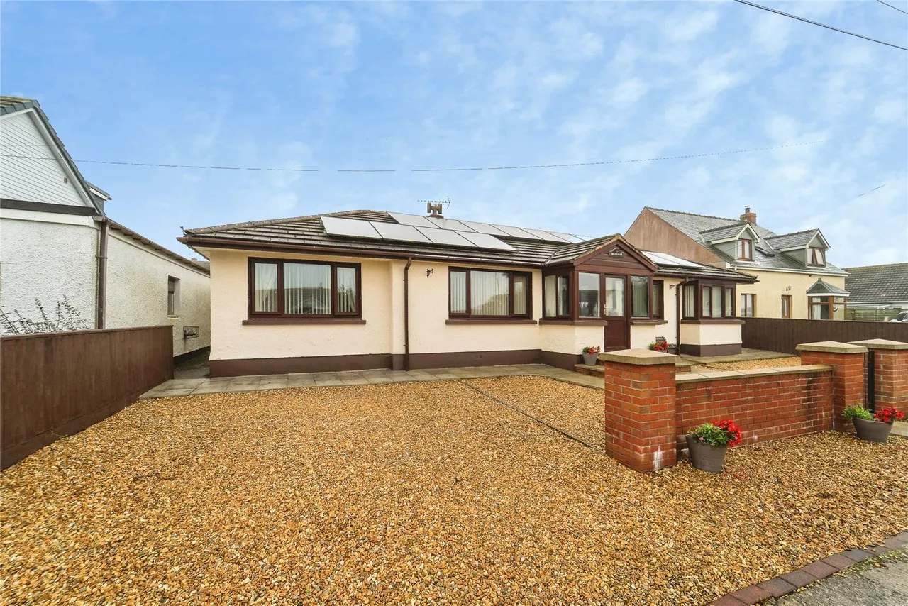 Grass Holm Close, Roch, SA62, photo 39