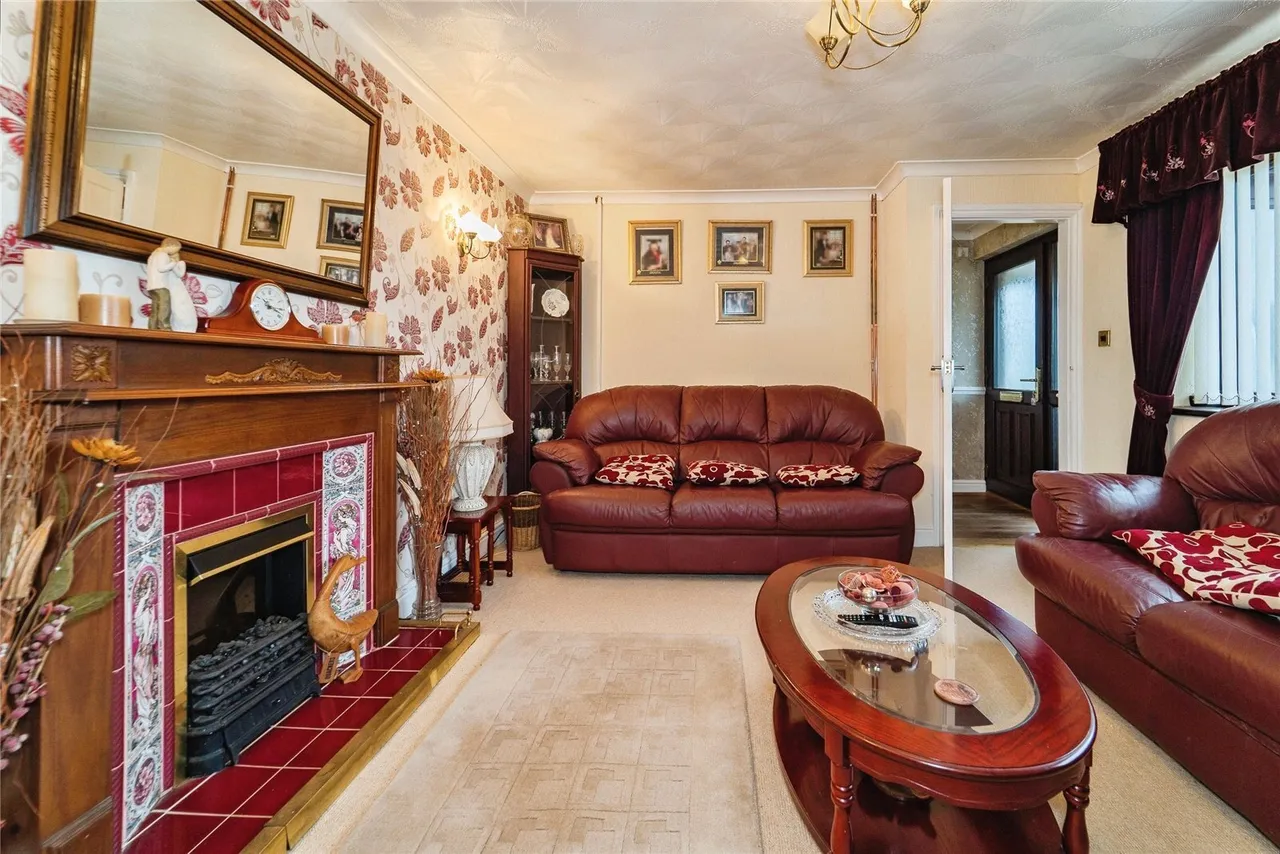 Grass Holm Close, Roch, SA62, photo 5