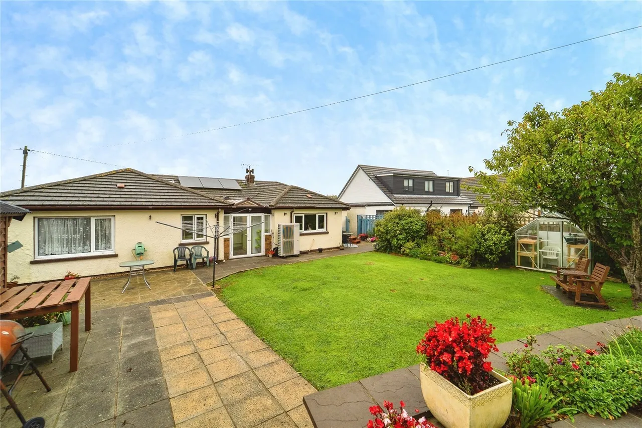 Grass Holm Close, Roch, SA62, photo 32