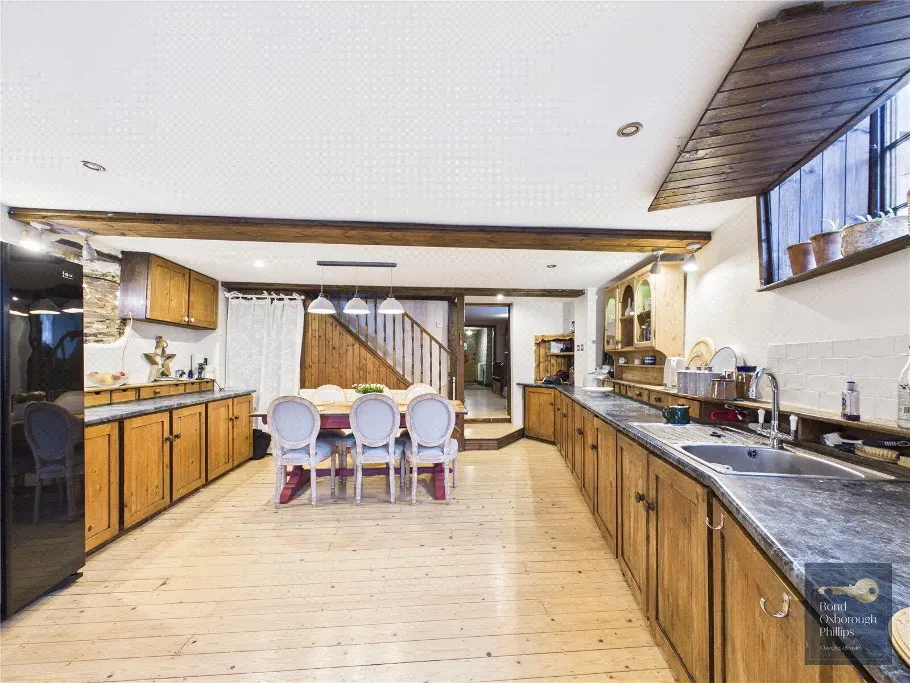 5 bed house for sale, Aller Road, Dolton, EX19
