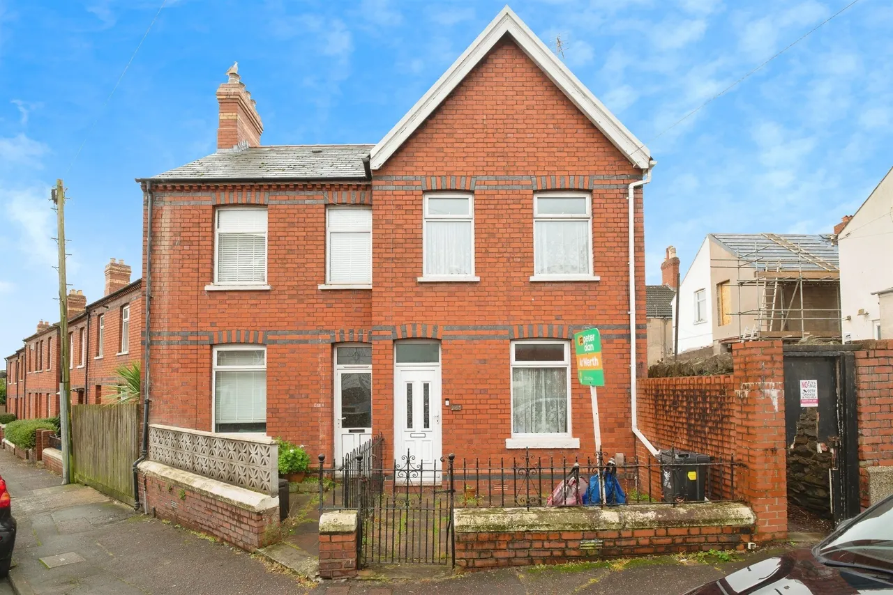 3 bed house for sale, Gwennyth Street, Cardiff, CF24