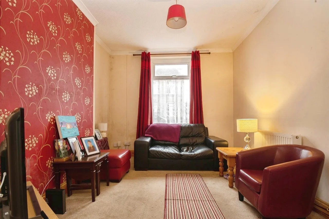 Gwennyth Street, Cardiff, CF24, photo 2