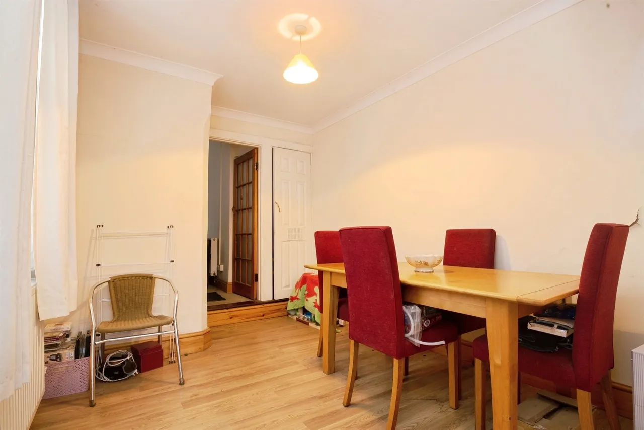 Gwennyth Street, Cardiff, CF24, photo 3