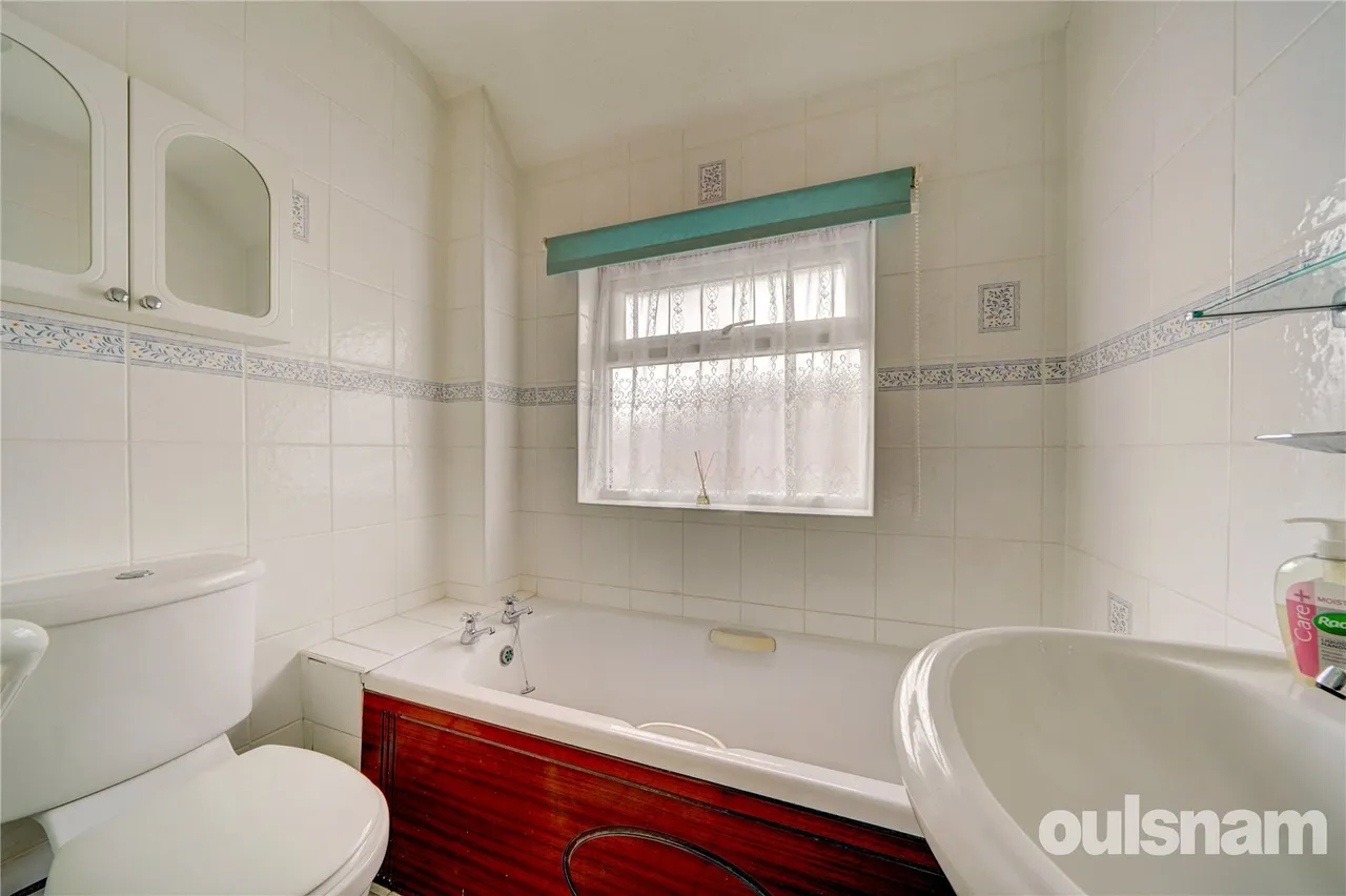 Charles Henry Road, Droitwich, Worcestershire, WR9 8QQ, photo 11