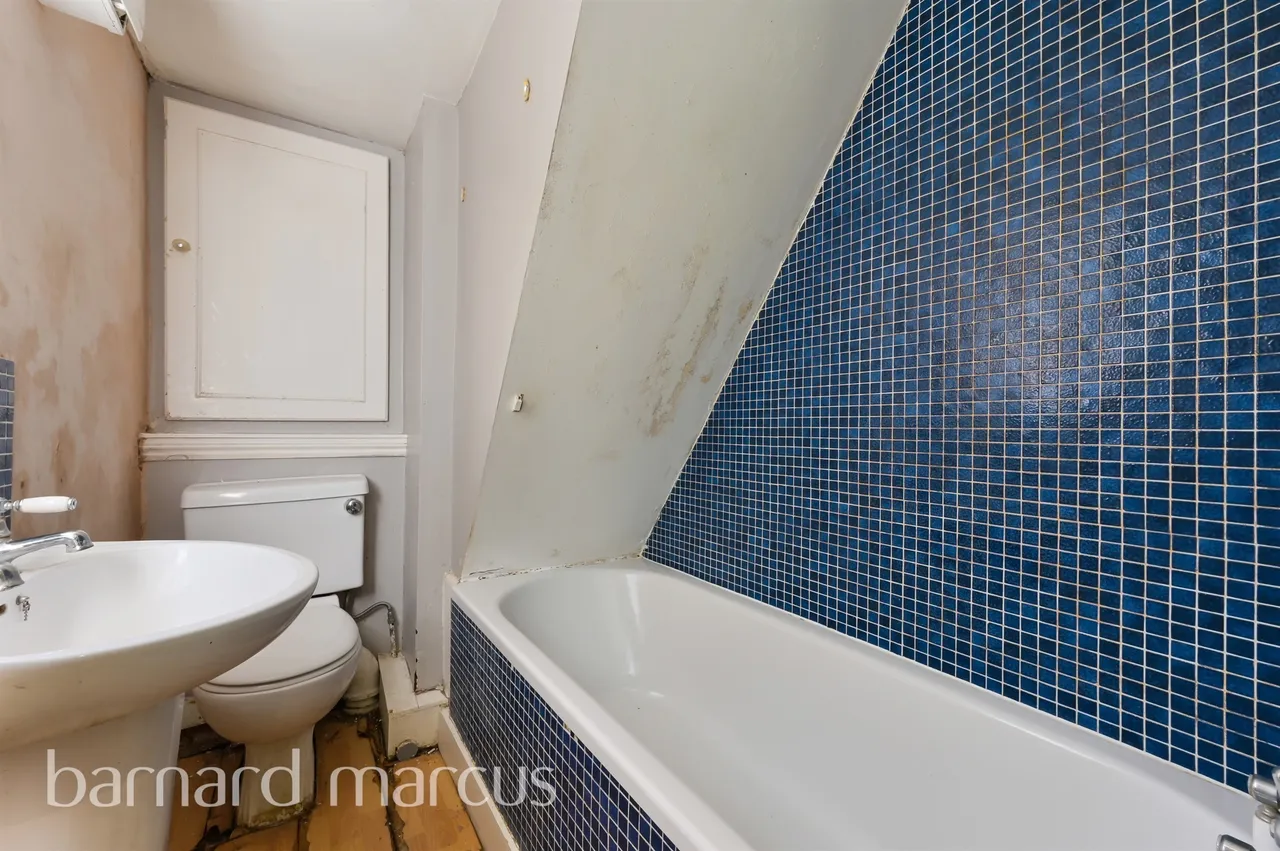 Trentham Street, London, photo 6