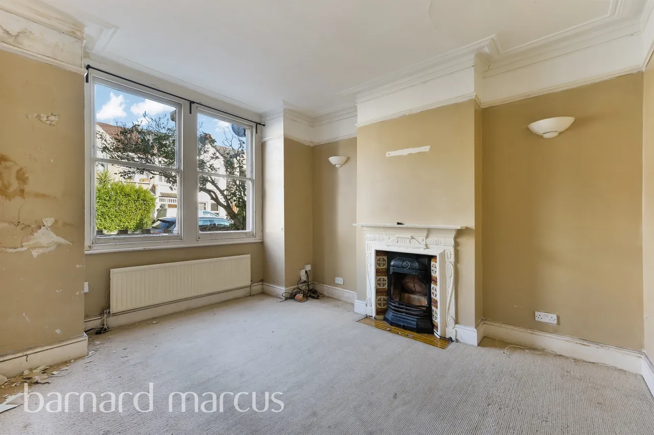 Trentham Street, London, photo 4