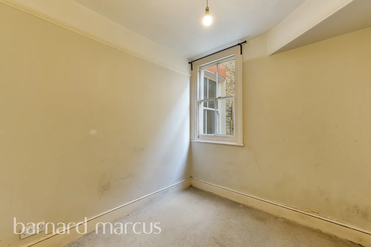 Trentham Street, London, photo 5