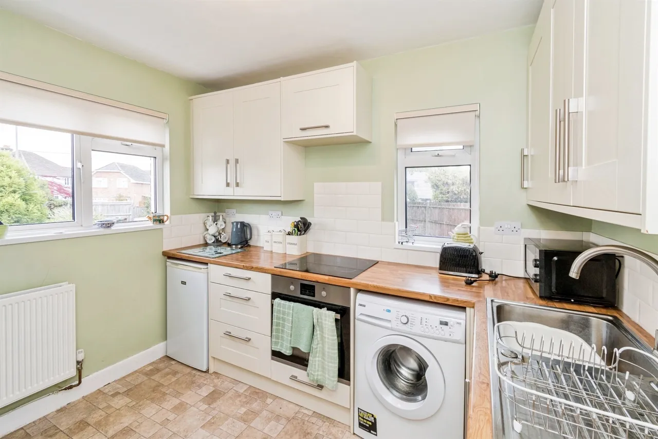 Rownhams Road, North Baddesley, SO52, photo 6
