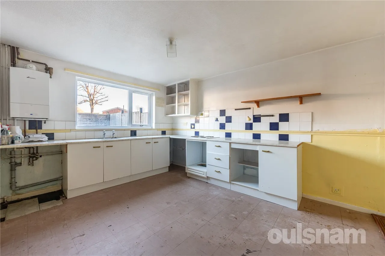Tillington Close, Redditch, Worcestershire, B98 0NG, photo 2