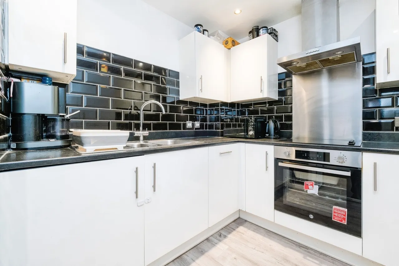 Loxford Road, Barking, IG11, photo 6