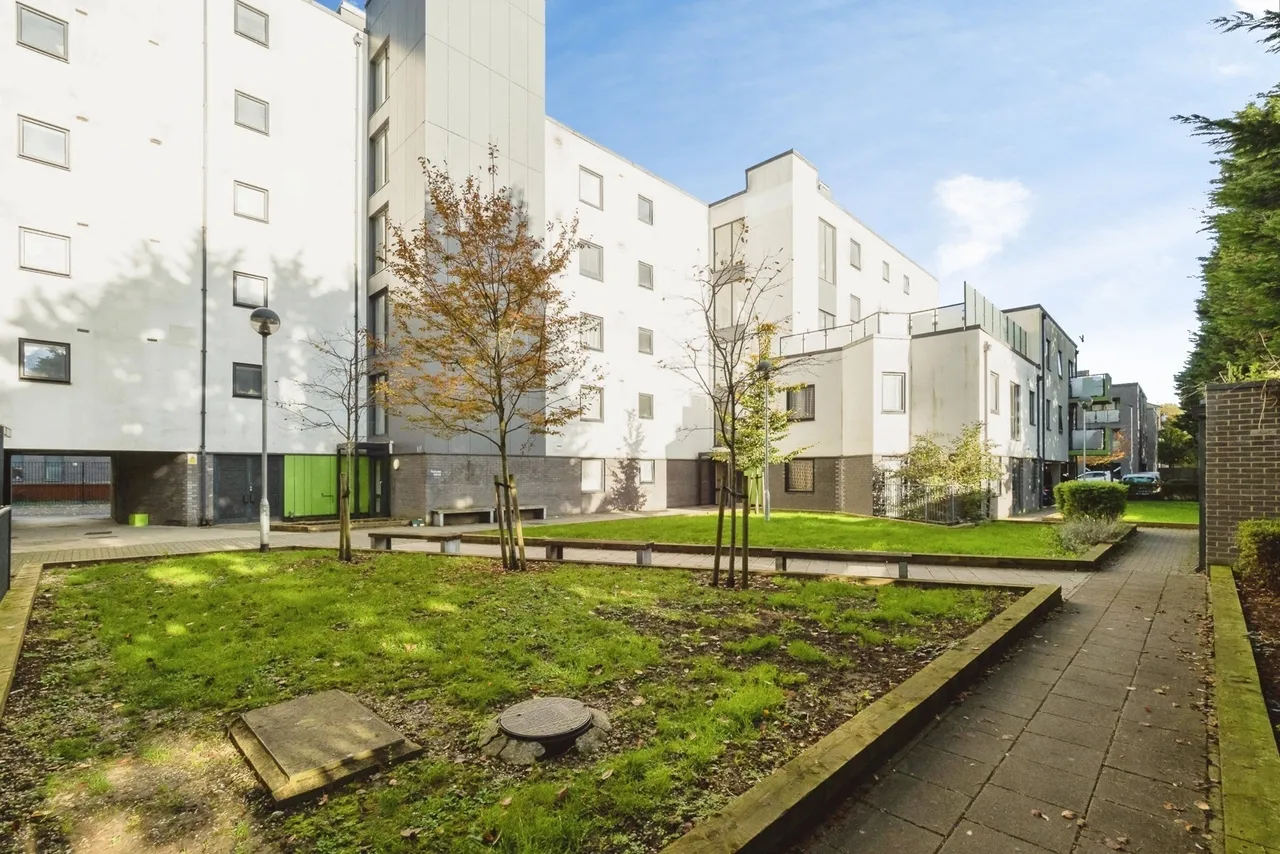 Loxford Road, Barking, IG11, photo 18
