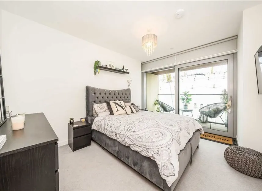 Cutter Lane, Greenwich, SE10, photo 8