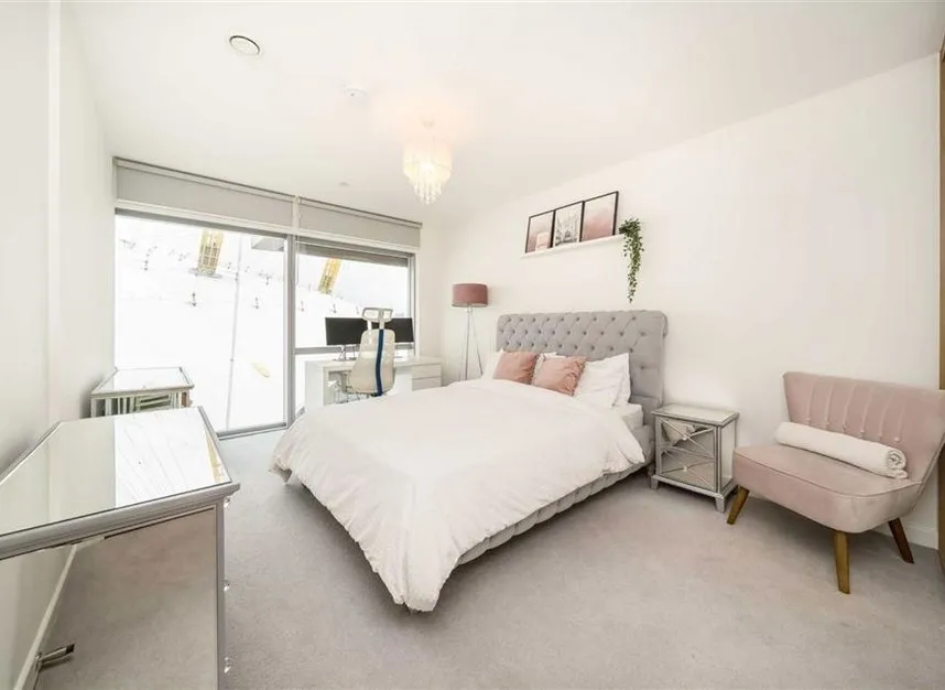 Cutter Lane, Greenwich, SE10, photo 7