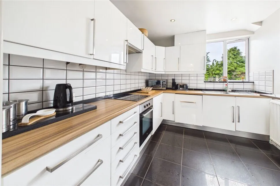 Bath New Road, Radstock, Somerset, BA3, photo 11
