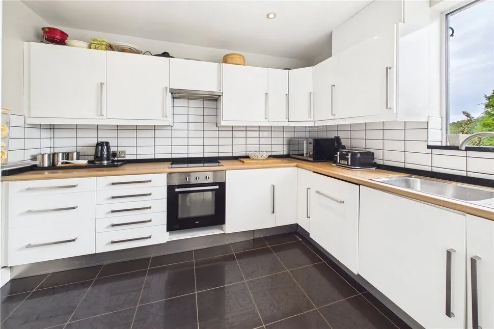 Bath New Road, Radstock, Somerset, BA3, photo 3