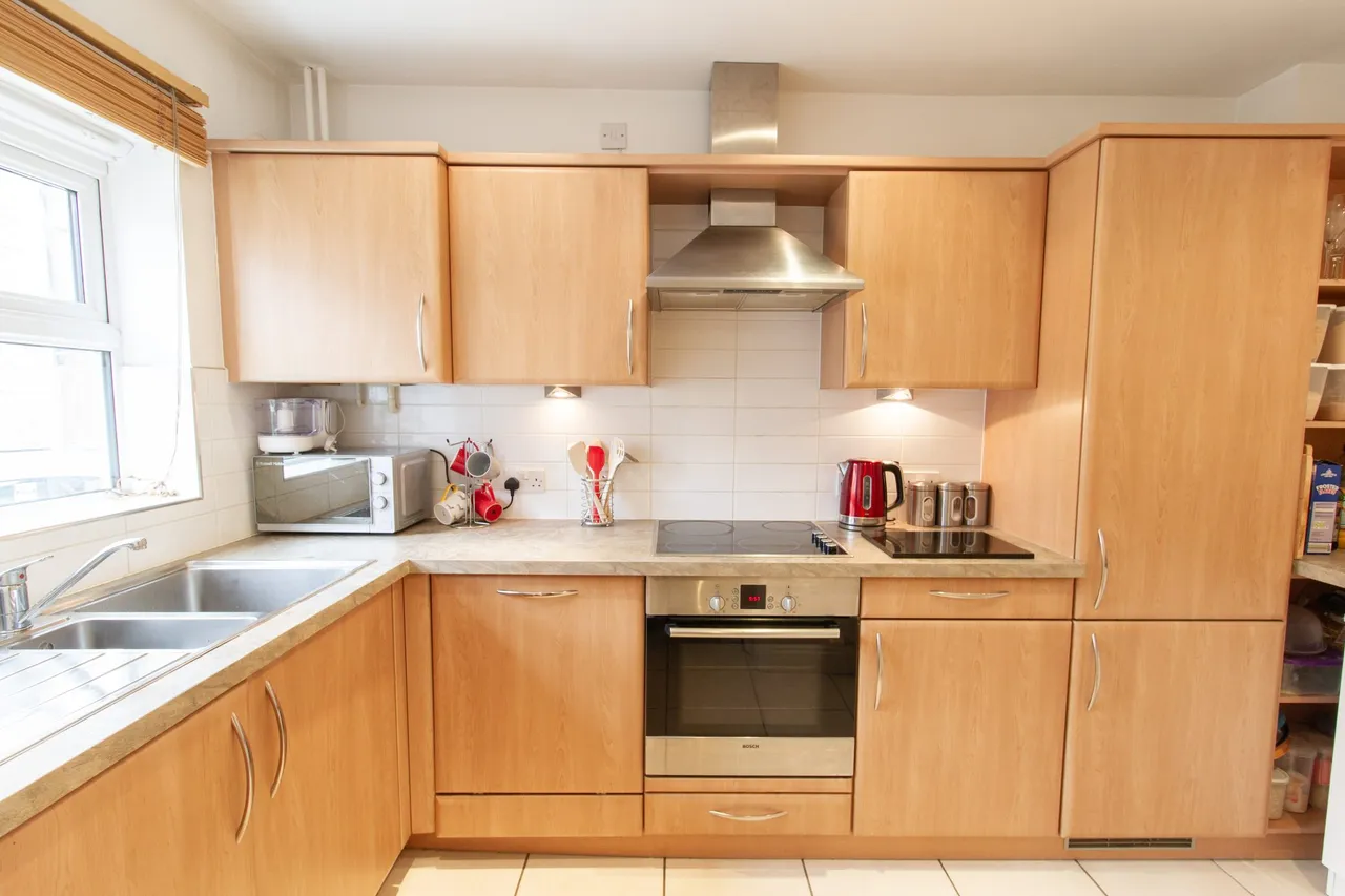 Chertsey Street, Fleet, GU51 1HS, photo 4