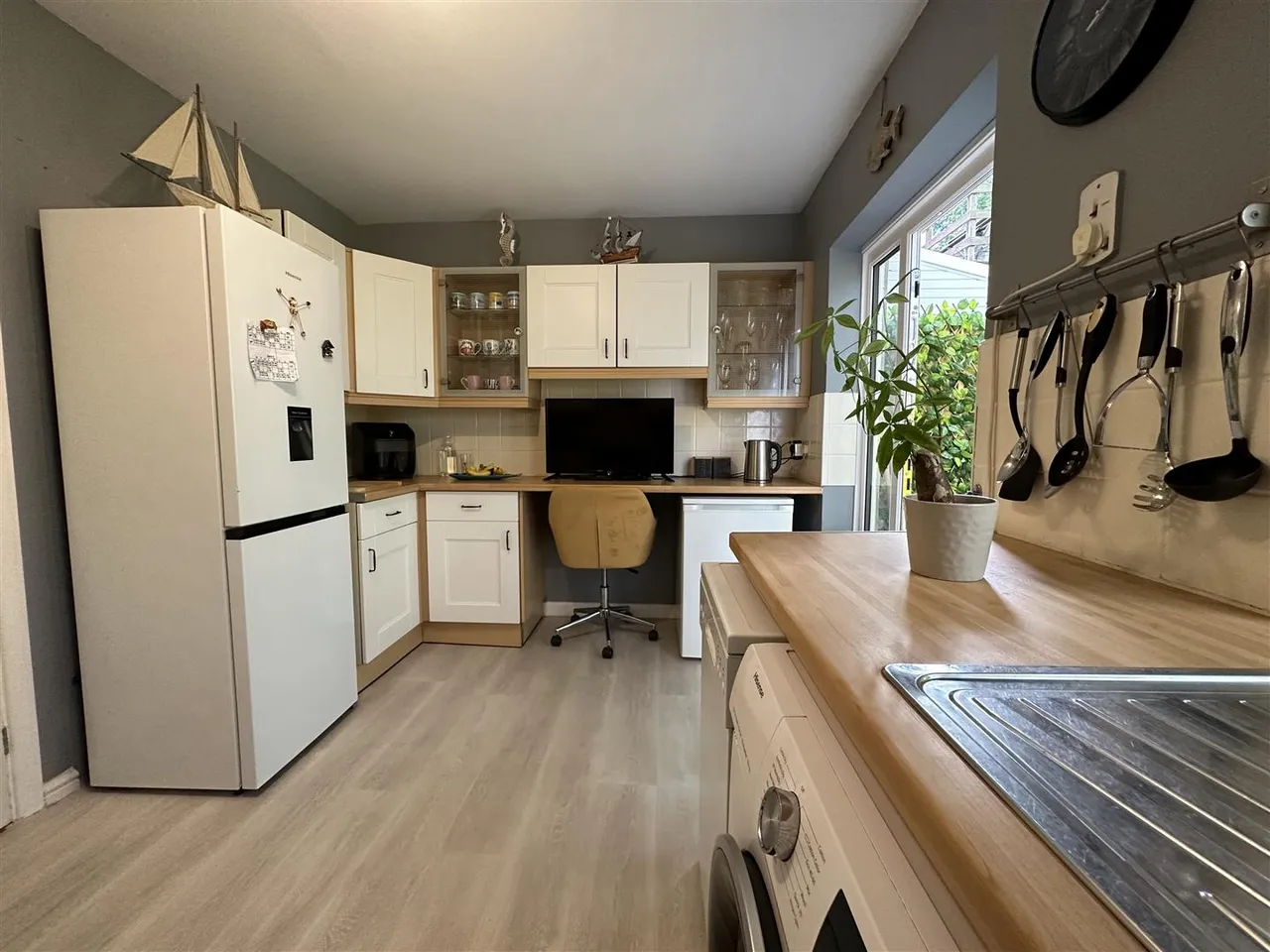 Vicarage Close, Central Area, photo 8