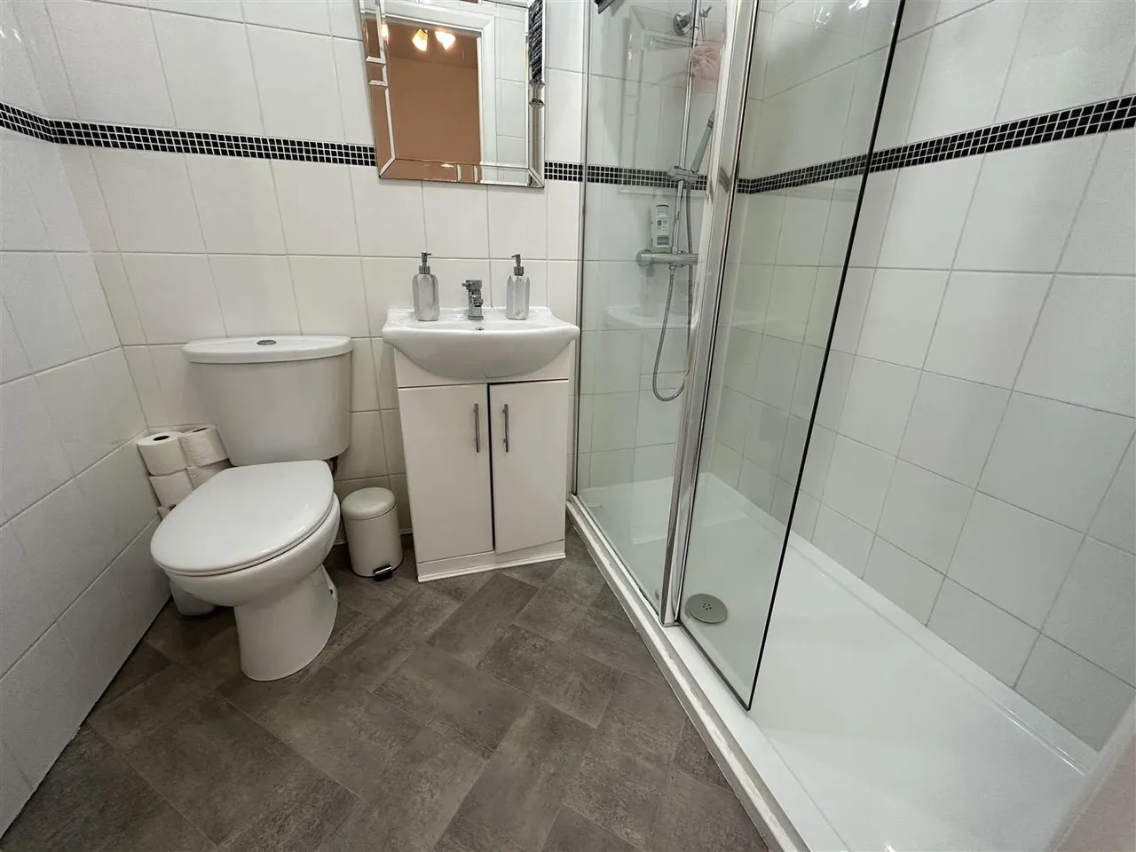 Vicarage Close, Central Area, photo 6