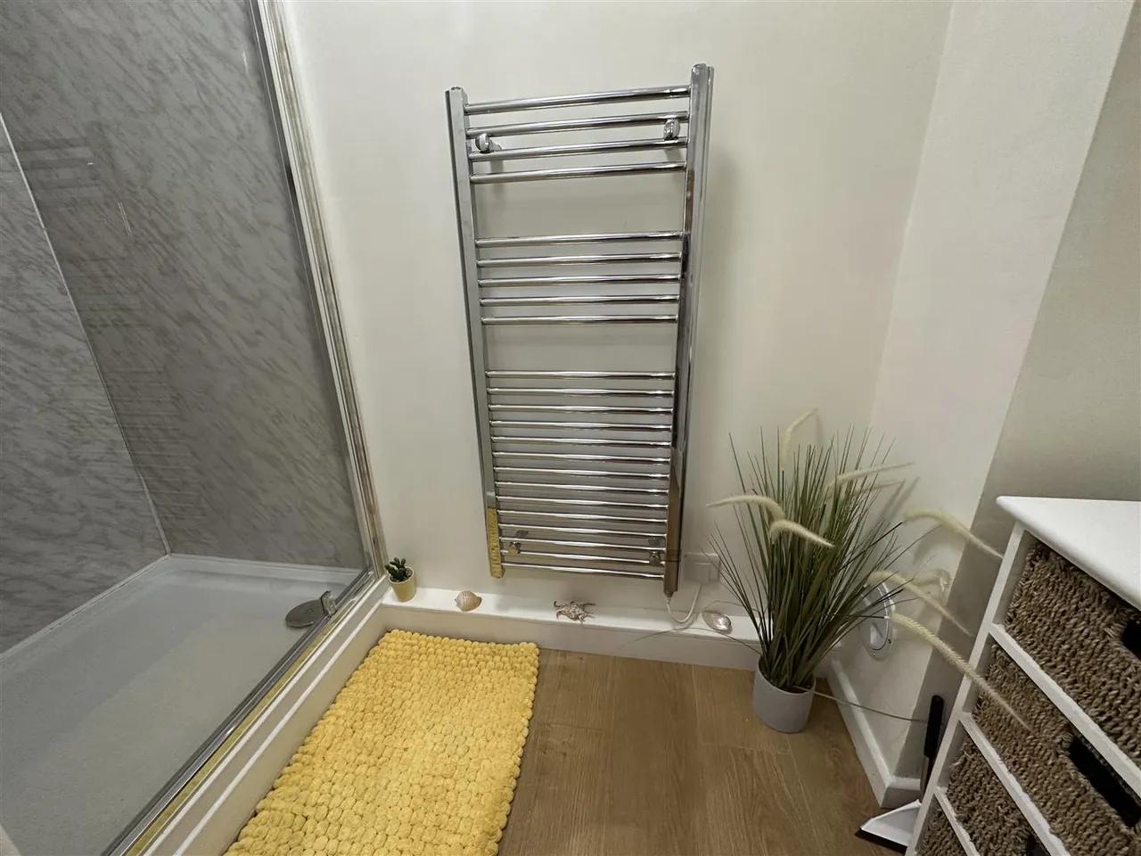 Vicarage Close, Central Area, photo 12