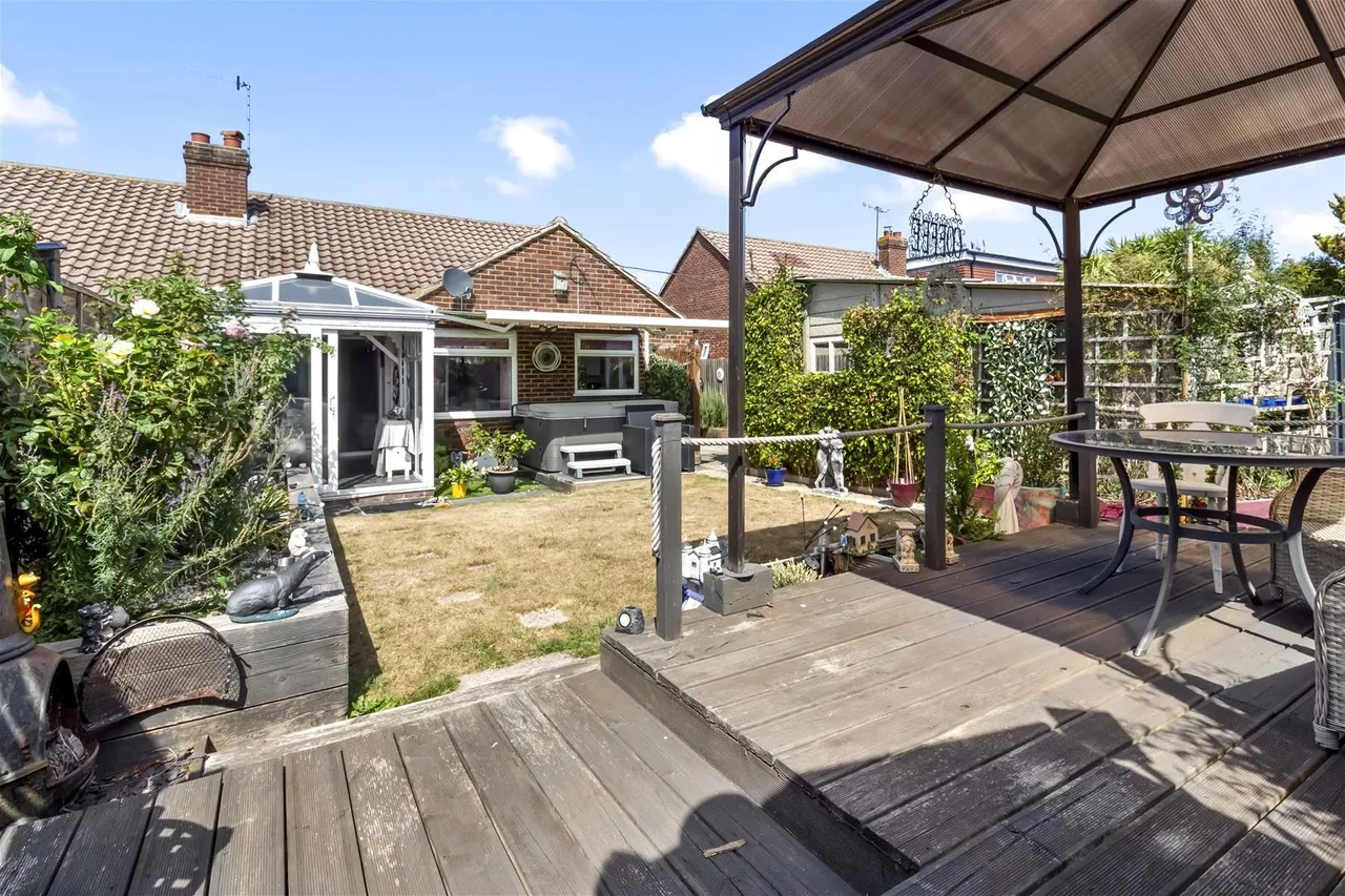 Hurley Road, Worthing, photo 19