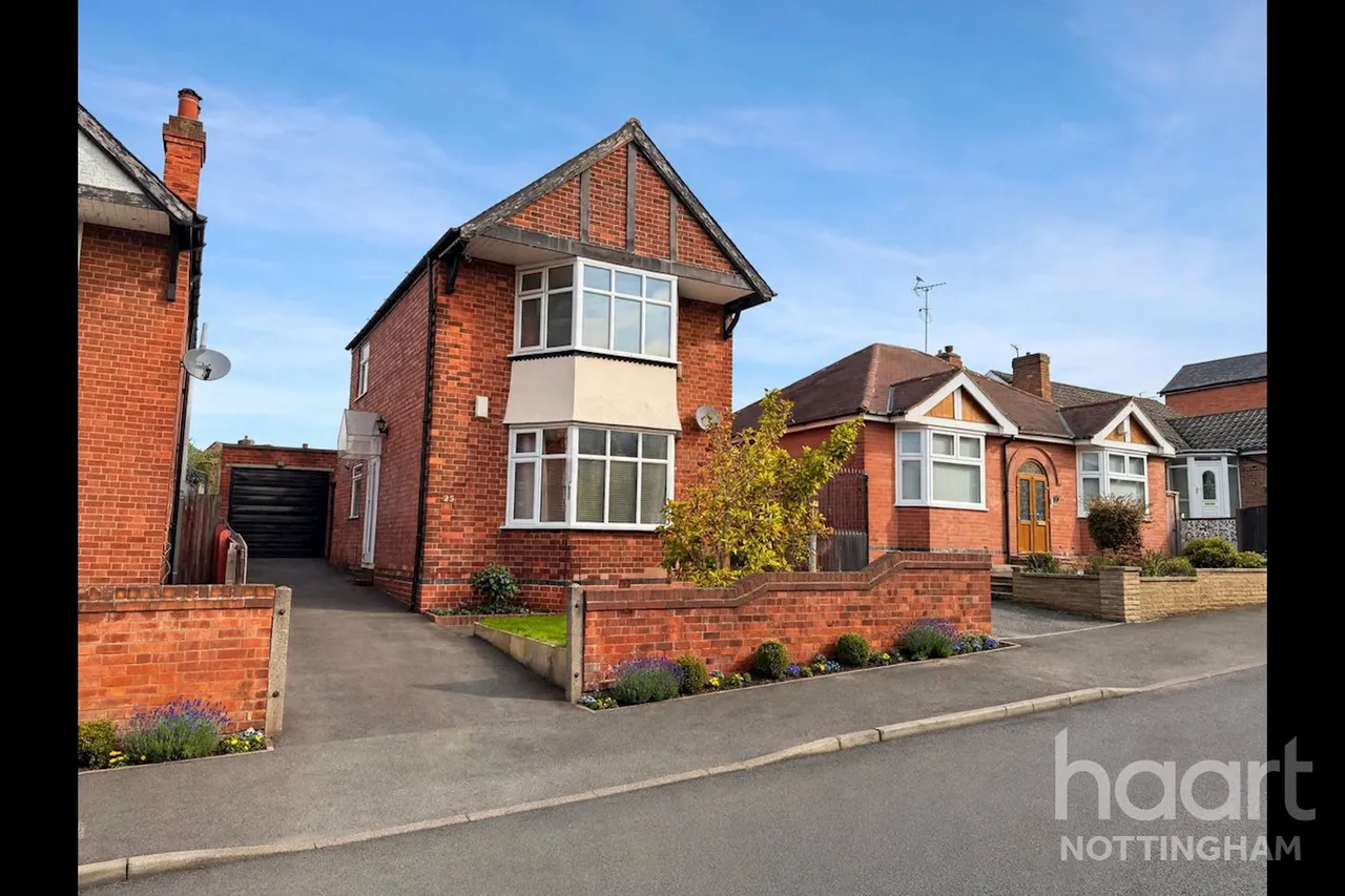 2 bed house for sale, Parkdale Road, Bakersfield, NG3