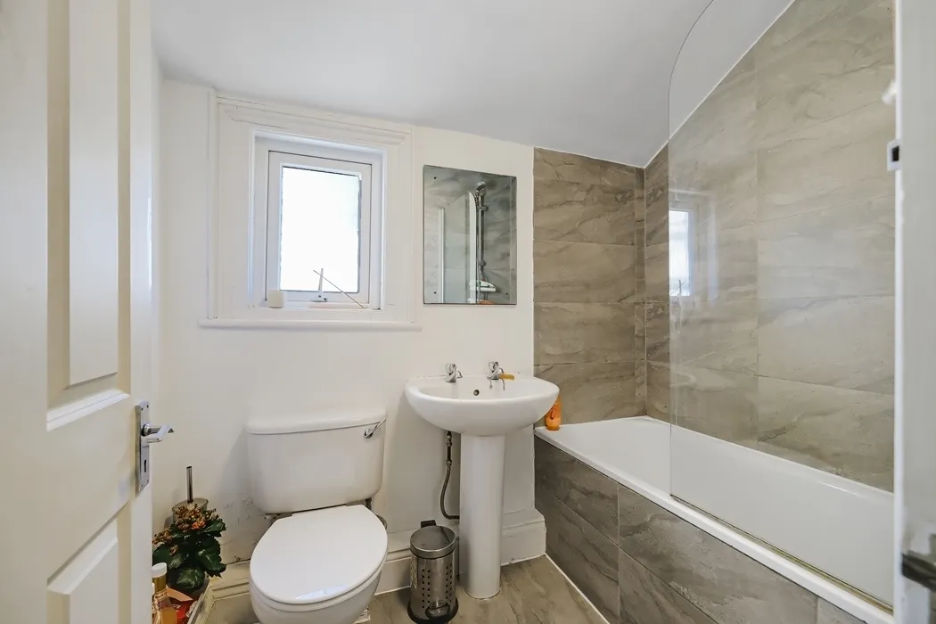 Weech Road, London, NW6, photo 4
