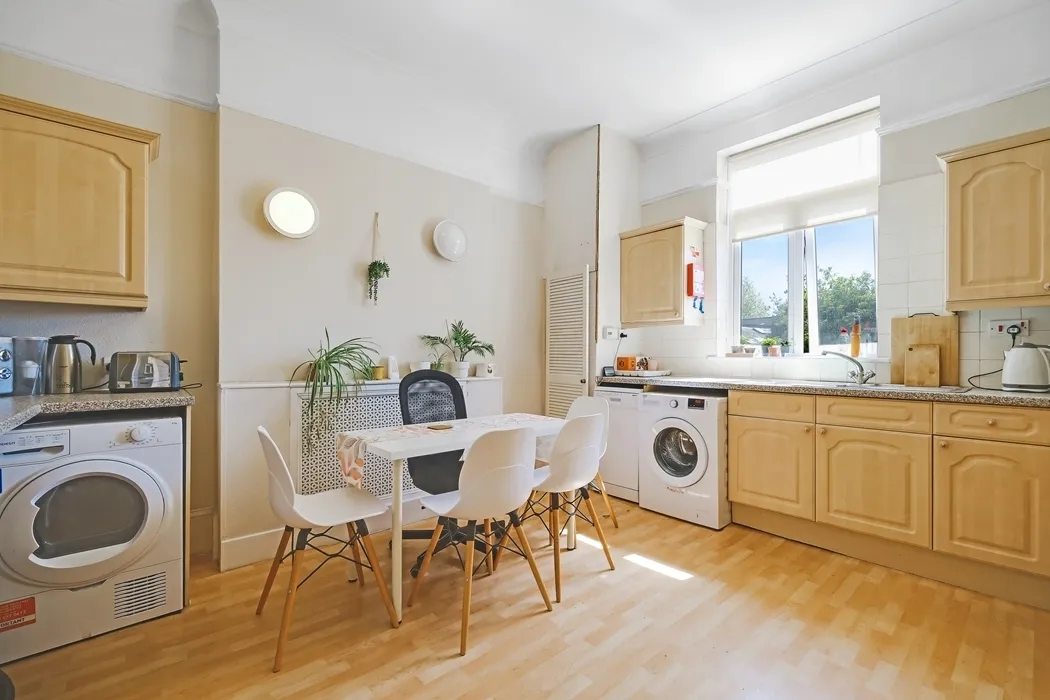 Weech Road, London, NW6, photo 2