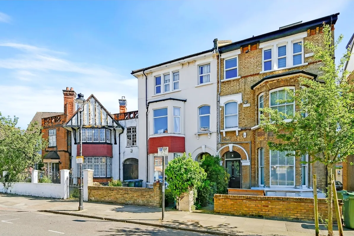 4 bed flat for sale — Weech Road, London, NW6