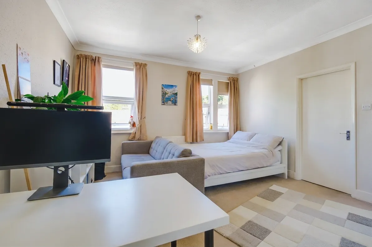 Weech Road, London, NW6, photo 6