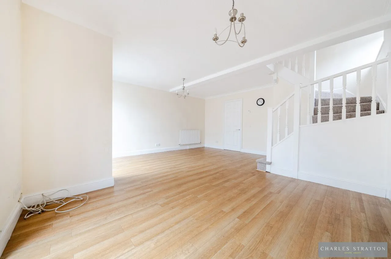 Landseer Close, Hornchurch, Essex, RM11 1FJ, photo 6