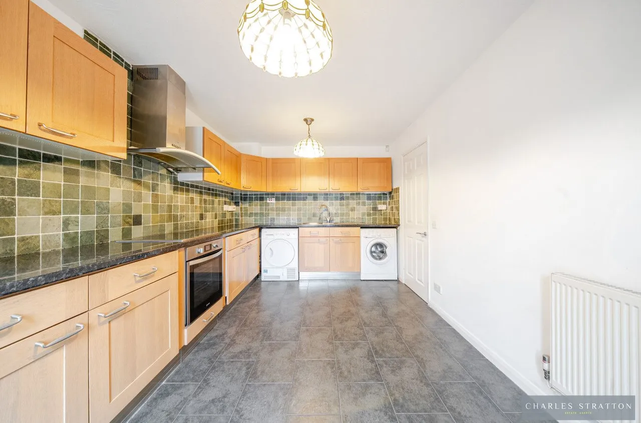 Landseer Close, Hornchurch, Essex, RM11 1FJ, photo 8