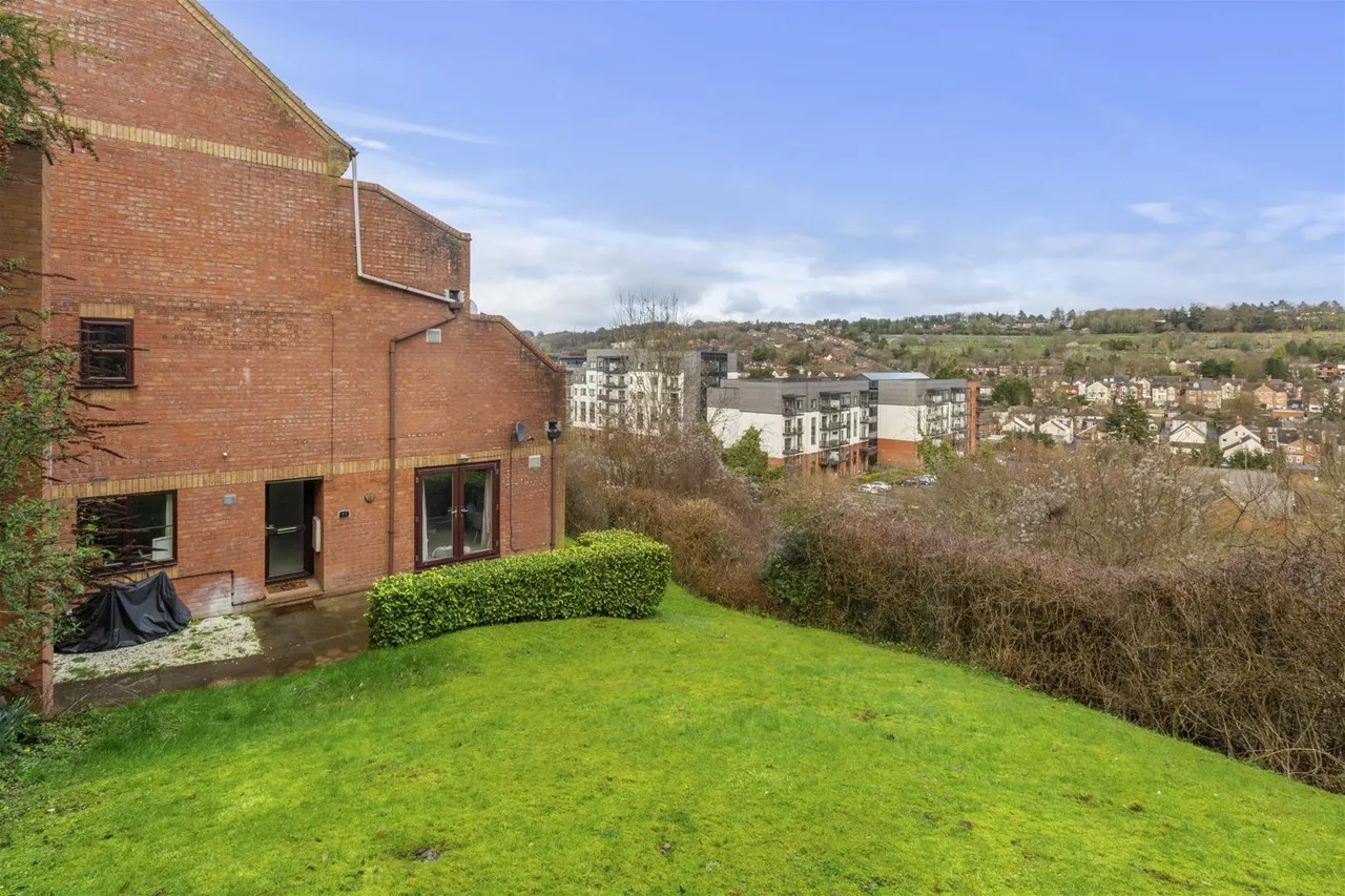 Gandon Vale, High Wycombe, HP13, photo 10